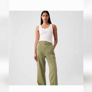 GAP "Loose Khaki Cargo" Pants - Green 18